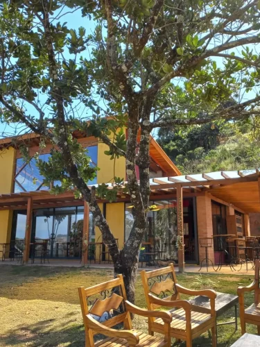 large_Cafe_da_Manha_em_Terra_de_Kuri_4_c700a3f389